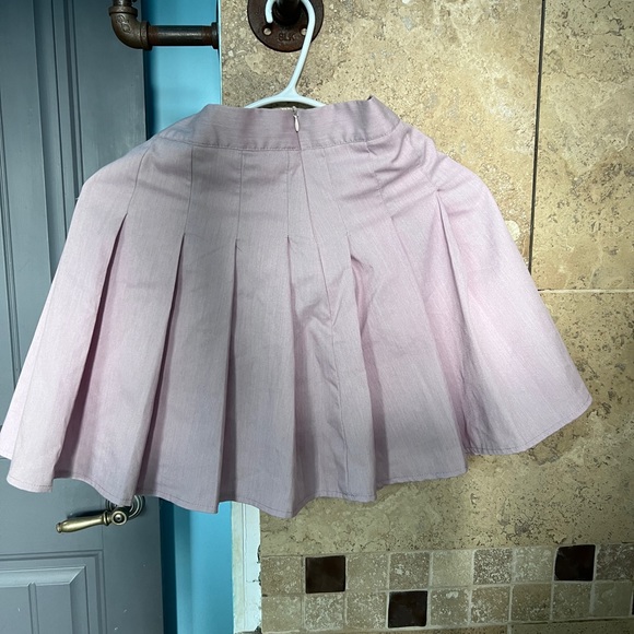 SHEIN pink pleated skirt - Picture 2 of 2
